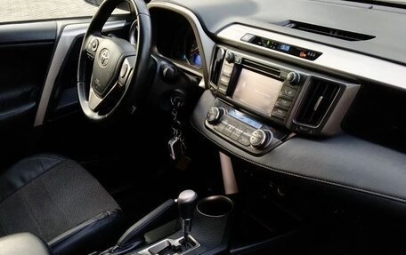 Toyota RAV4, 2013 год, 1 900 000 рублей, 9 фотография