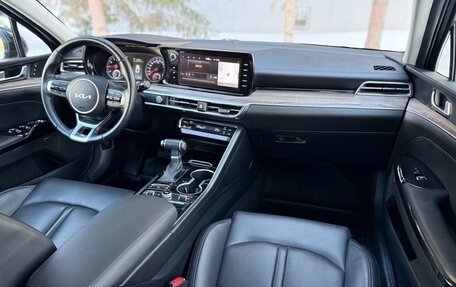 KIA K5, 2022 год, 2 999 000 рублей, 31 фотография