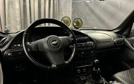 Chevrolet Niva I рестайлинг, 2010 год, 449 999 рублей, 6 фотография