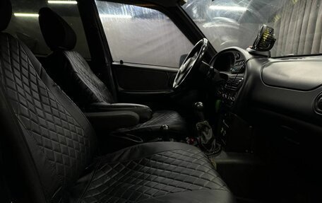 Chevrolet Niva I рестайлинг, 2010 год, 449 999 рублей, 10 фотография