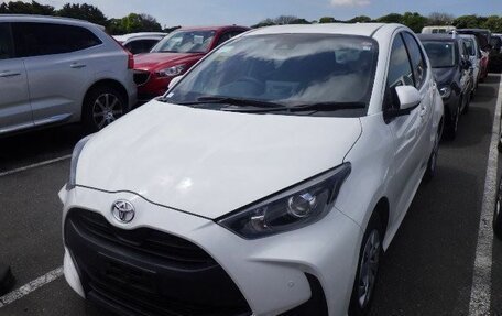 Toyota Yaris, 2020 год, 1 100 000 рублей, 3 фотография