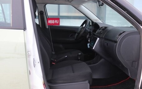 Skoda Fabia II, 2012 год, 579 000 рублей, 13 фотография