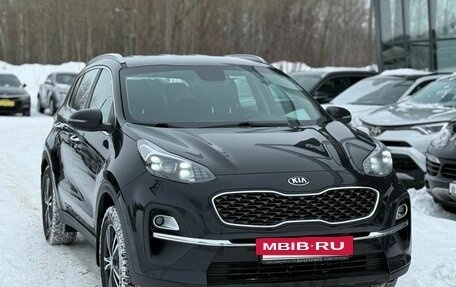 KIA Sportage IV рестайлинг, 2020 год, 2 500 000 рублей, 2 фотография