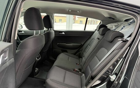 KIA Sportage IV рестайлинг, 2020 год, 2 500 000 рублей, 25 фотография