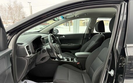 KIA Sportage IV рестайлинг, 2020 год, 2 500 000 рублей, 22 фотография