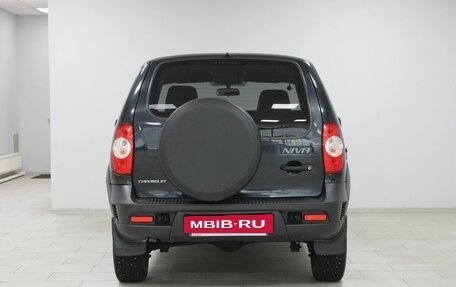 Chevrolet Niva I рестайлинг, 2017 год, 799 900 рублей, 5 фотография