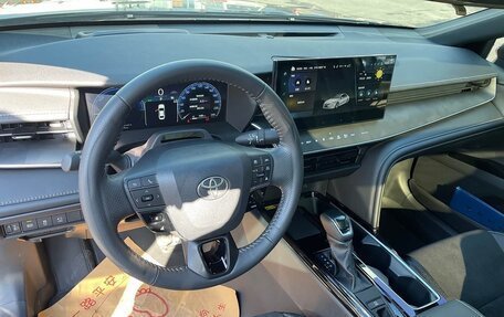 Toyota Camry, 2025 год, 3 990 000 рублей, 12 фотография