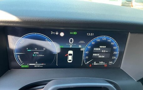 Toyota Camry, 2025 год, 3 990 000 рублей, 11 фотография