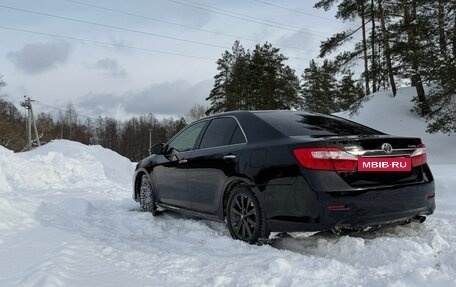 Toyota Camry, 2012 год, 1 910 000 рублей, 7 фотография
