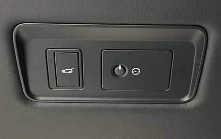 Land Rover Range Rover IV рестайлинг, 2019 год, 9 299 000 рублей, 14 фотография