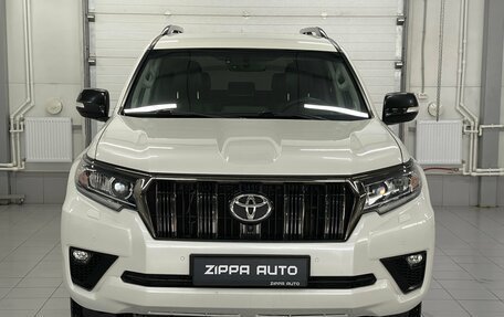 Toyota Land Cruiser Prado 150 рестайлинг 2, 2021 год, 6 299 000 рублей, 2 фотография