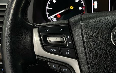 Toyota Land Cruiser Prado 150 рестайлинг 2, 2021 год, 6 299 000 рублей, 12 фотография