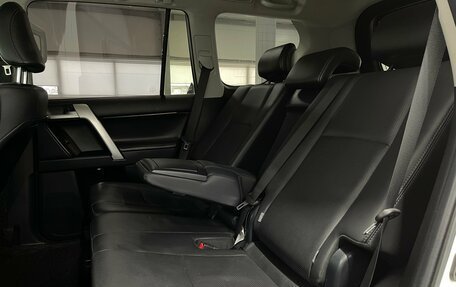 Toyota Land Cruiser Prado 150 рестайлинг 2, 2021 год, 6 299 000 рублей, 23 фотография