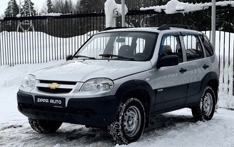Chevrolet Niva I рестайлинг, 2012 год, 509 000 рублей, 3 фотография