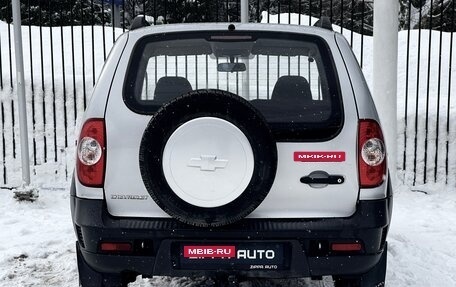 Chevrolet Niva I рестайлинг, 2012 год, 509 000 рублей, 5 фотография