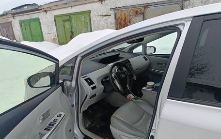 Toyota Prius v (+) I (ZVW40/41) рестайлинг, 2011 год, 1 320 000 рублей, 9 фотография