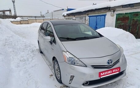 Toyota Prius v (+) I (ZVW40/41) рестайлинг, 2011 год, 1 320 000 рублей, 2 фотография
