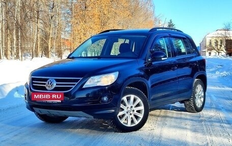 Volkswagen Tiguan I, 2011 год, 1 260 000 рублей, 2 фотография