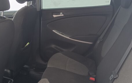 Hyundai Solaris II рестайлинг, 2012 год, 870 000 рублей, 6 фотография