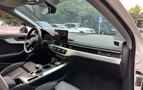 Audi A4, 2025 год, 4 750 000 рублей, 7 фотография