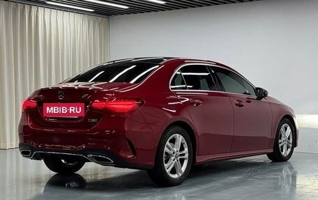 Mercedes-Benz A-Класс, 2023 год, 1 900 000 рублей, 6 фотография