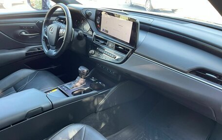 Lexus ES VII, 2024 год, 330 000 000 рублей, 8 фотография