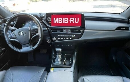 Lexus ES VII, 2024 год, 330 000 000 рублей, 12 фотография