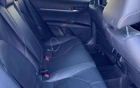 Toyota Camry, 2020 год, 3 275 000 рублей, 9 фотография
