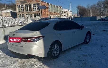 Toyota Camry, 2020 год, 3 275 000 рублей, 11 фотография