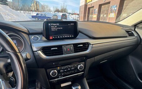 Mazda 6, 2018 год, 2 400 000 рублей, 10 фотография