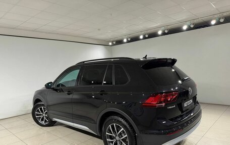Volkswagen Tiguan II, 2019 год, 2 790 000 рублей, 7 фотография