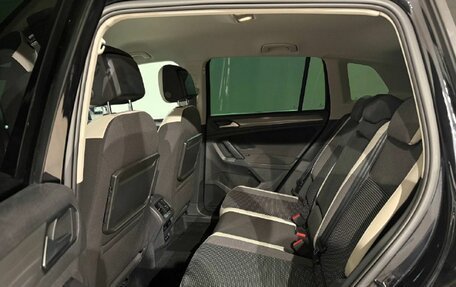 Volkswagen Tiguan II, 2019 год, 2 790 000 рублей, 17 фотография