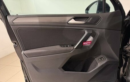 Volkswagen Tiguan II, 2019 год, 2 790 000 рублей, 16 фотография