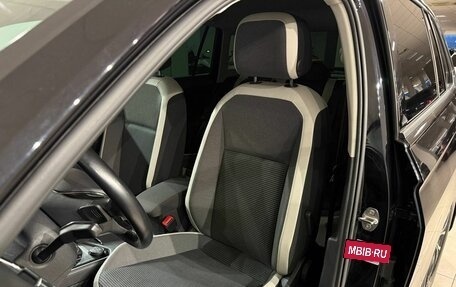 Volkswagen Tiguan II, 2019 год, 2 790 000 рублей, 14 фотография