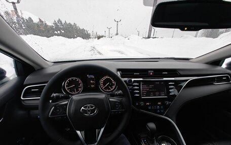 Toyota Camry, 2020 год, 2 230 000 рублей, 7 фотография