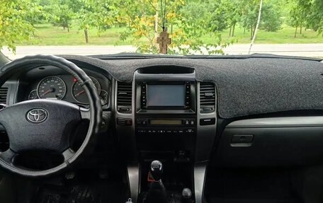 Toyota Land Cruiser Prado 120 рестайлинг, 2004 год, 1 650 000 рублей, 10 фотография