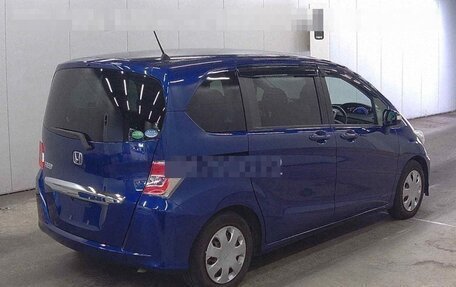 Honda Freed I, 2014 год, 1 350 000 рублей, 5 фотография