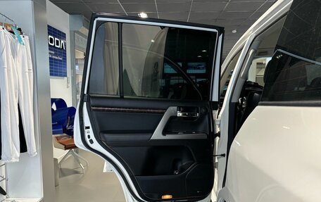 Toyota Land Cruiser 200, 2014 год, 3 700 000 рублей, 19 фотография