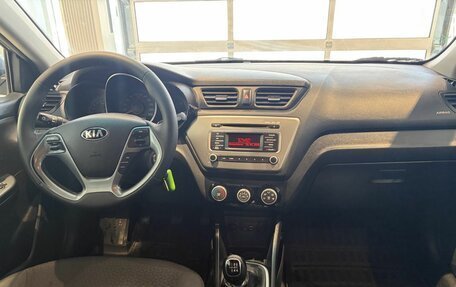 KIA Rio III рестайлинг, 2016 год, 899 000 рублей, 13 фотография