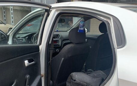 KIA Rio III рестайлинг, 2013 год, 520 000 рублей, 7 фотография