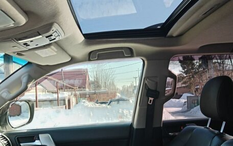 Toyota Land Cruiser Prado 150 рестайлинг 2, 2014 год, 3 800 000 рублей, 11 фотография