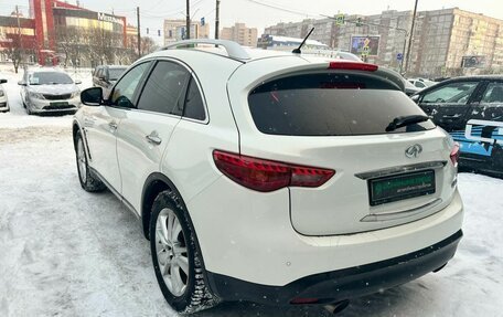 Infiniti QX70, 2013 год, 1 750 000 рублей, 8 фотография