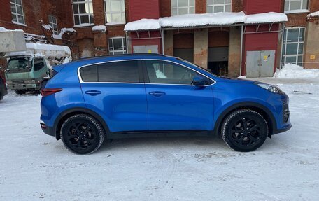 KIA Sportage IV рестайлинг, 2021 год, 2 650 000 рублей, 4 фотография