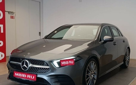 Mercedes-Benz A-Класс, 2018 год, 3 500 000 рублей, 1 фотография