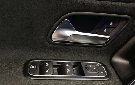 Mercedes-Benz A-Класс, 2018 год, 3 500 000 рублей, 19 фотография