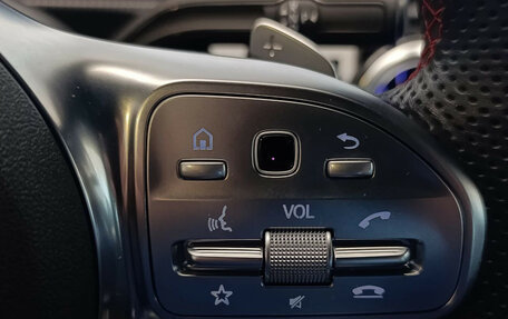 Mercedes-Benz A-Класс, 2018 год, 3 500 000 рублей, 17 фотография