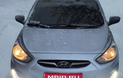 Hyundai Solaris II рестайлинг, 2012 год, 800 000 рублей, 1 фотография