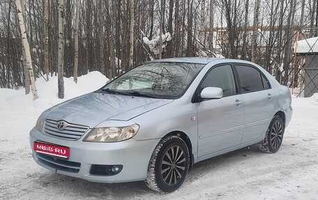 Toyota Corolla, 2004 год, 520 000 рублей, 1 фотография