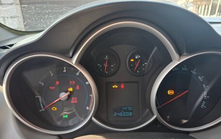 Chevrolet Cruze II, 2011 год, 720 000 рублей, 14 фотография