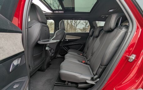 Peugeot 5008 II, 2022 год, 2 390 000 рублей, 21 фотография